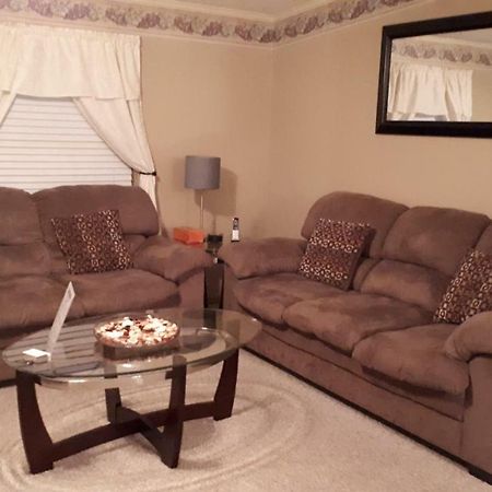 Beautiful Home - 5 Miles From Disney ออร์ลันโด ภายนอก รูปภาพ